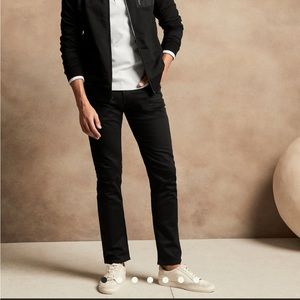Banana Republic Men’s Slim Travel Pant in black, size 30x30
